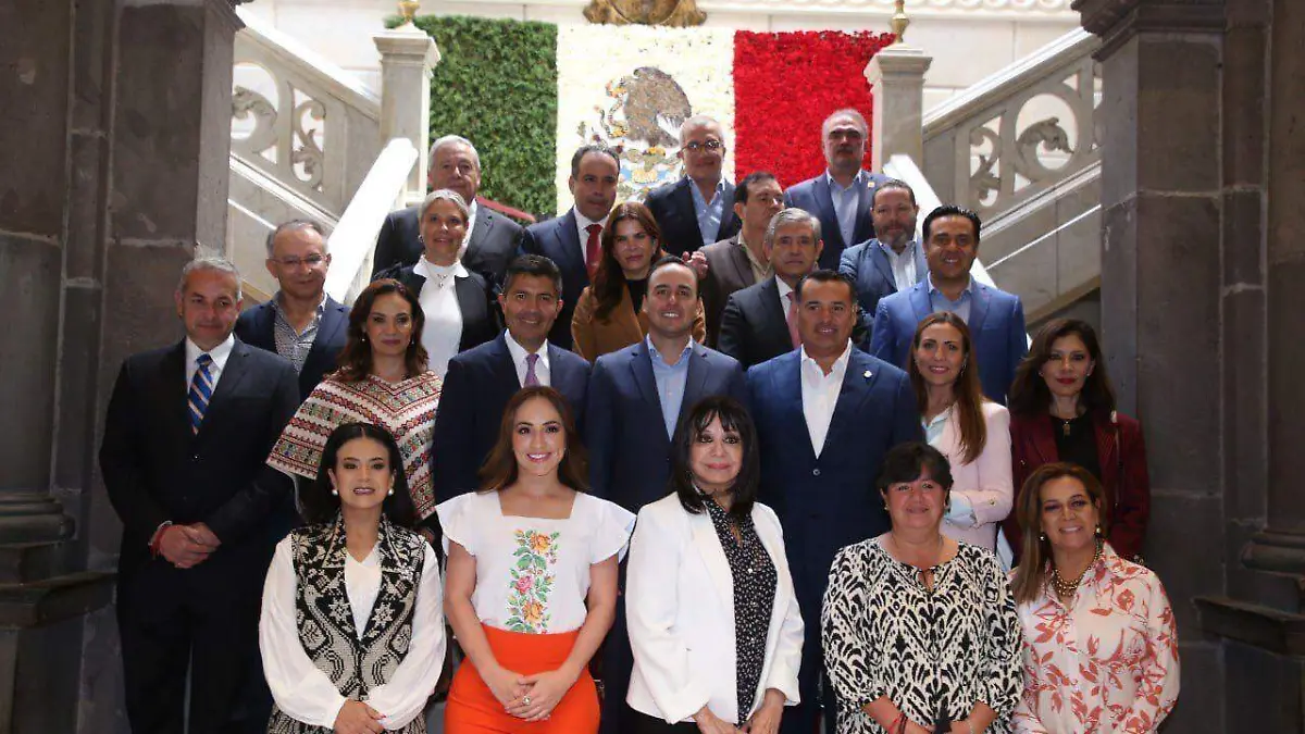 MARIBEL PÉREZ REUNIÓN PRESIDENTES MUNICIPALES (1)